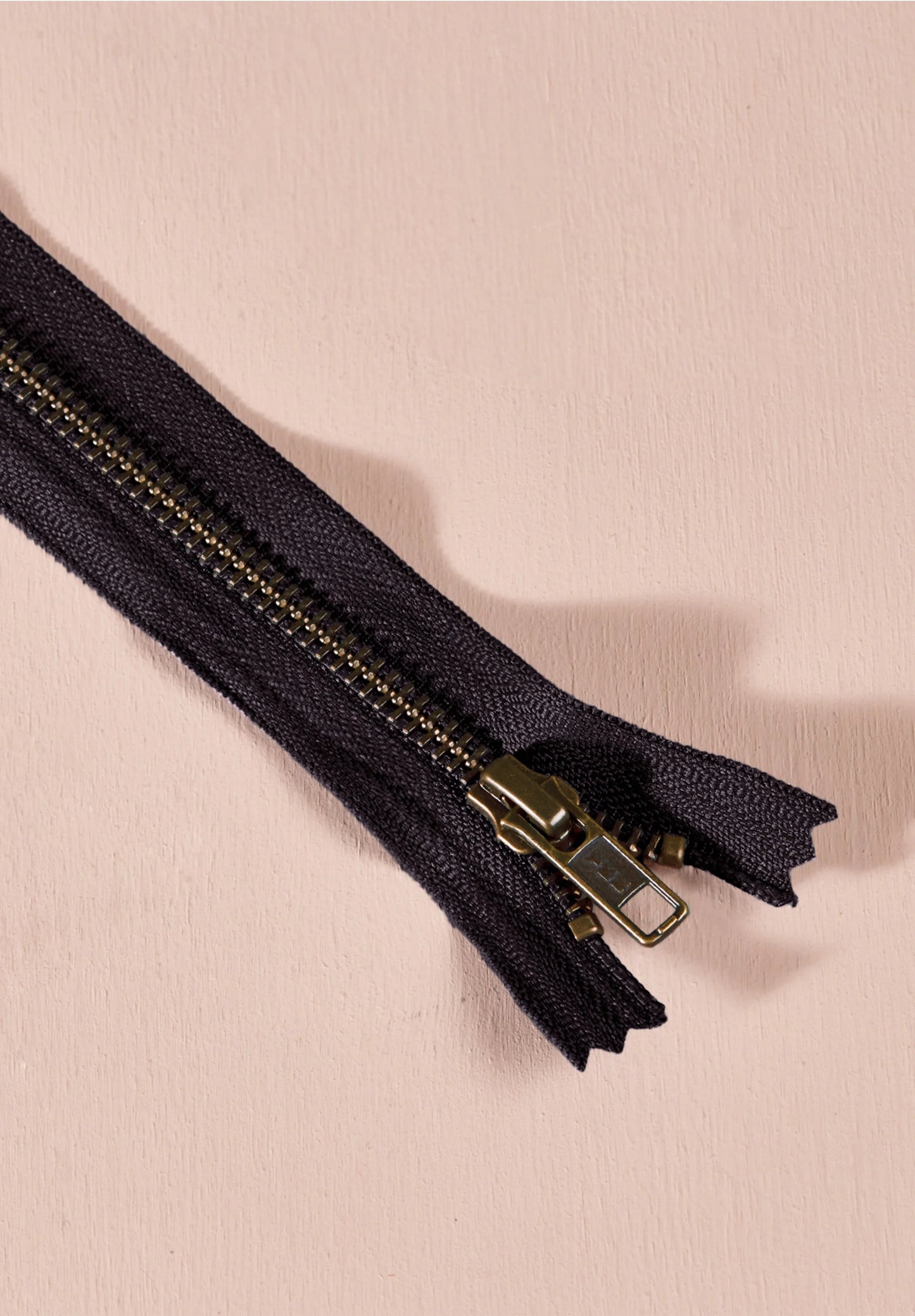 Zipper - Brass Single Slider 15cm